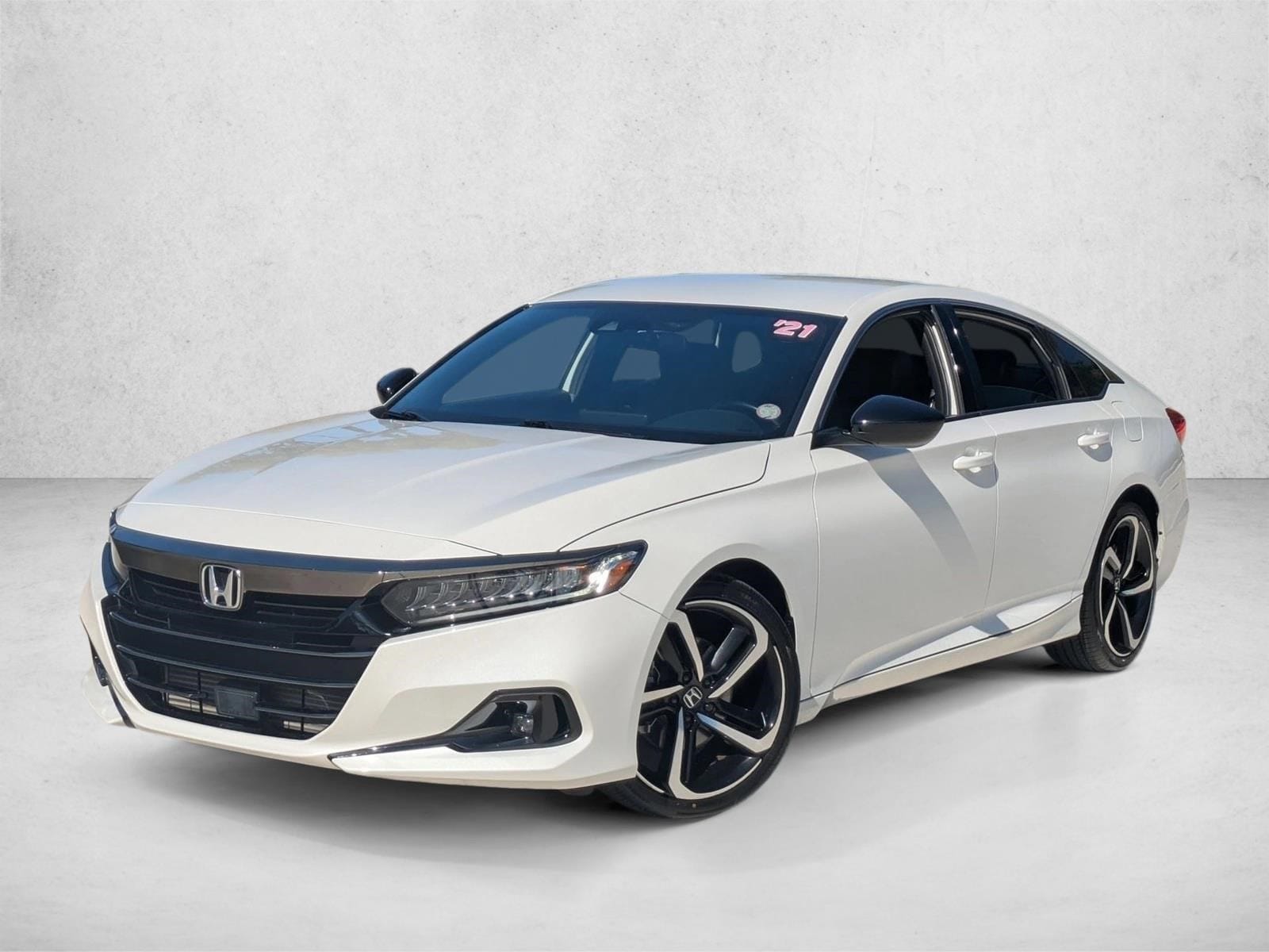 2021 Honda Accord Sport's photo