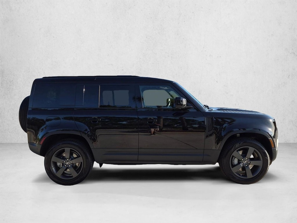 Used 2025 Land Rover Defender 110 S SUV