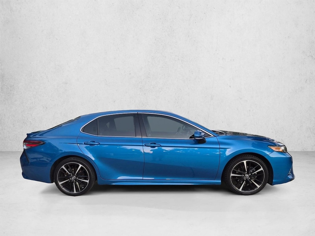 Used 2018 Toyota Camry XSE Sedan