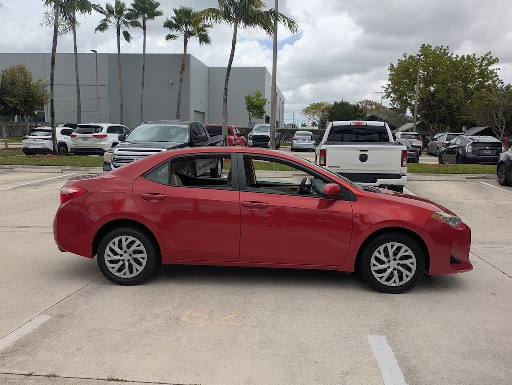 Used 2019 Toyota Corolla LE Sedan