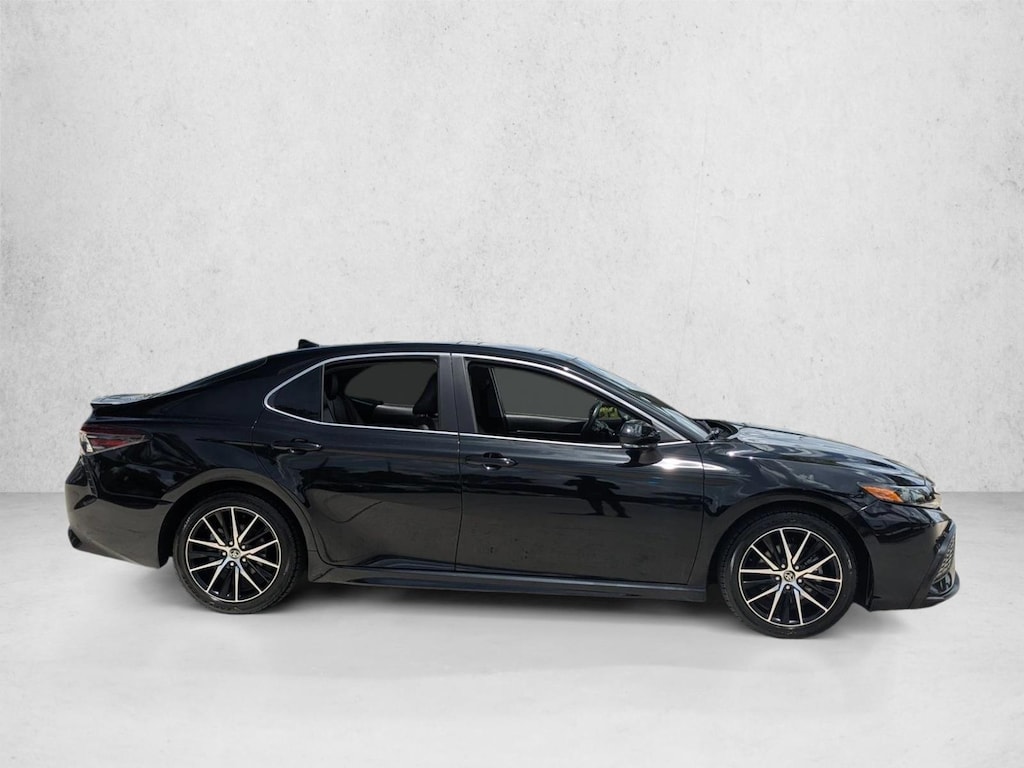 Certified 2022 Toyota Camry SE Sedan