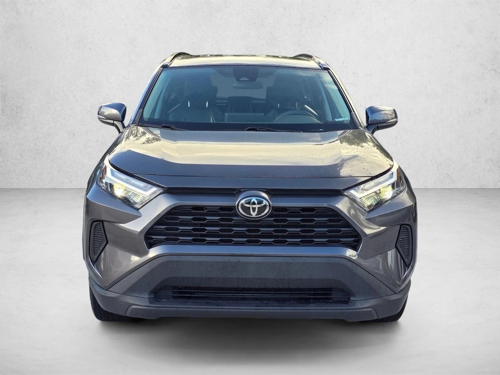 Used 2022 Toyota RAV4 XLE SUV