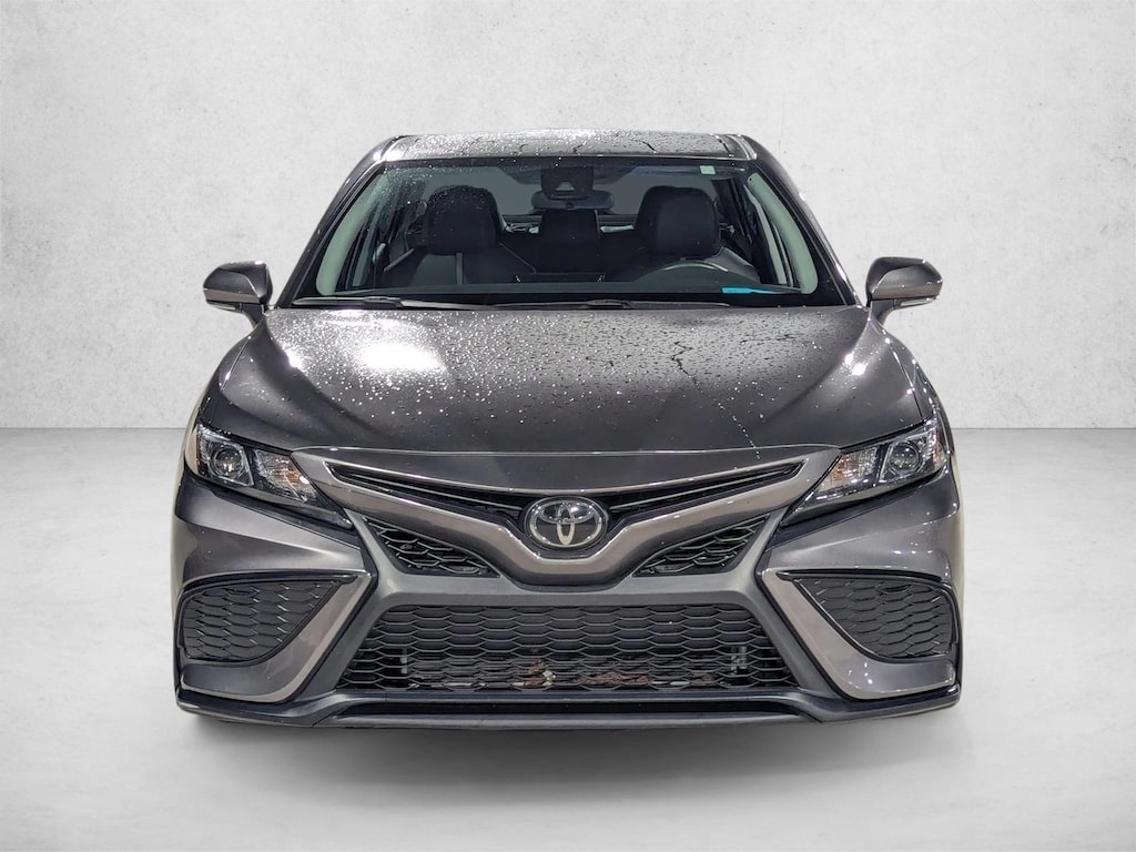 Used 2023 Toyota Camry SE Sedan