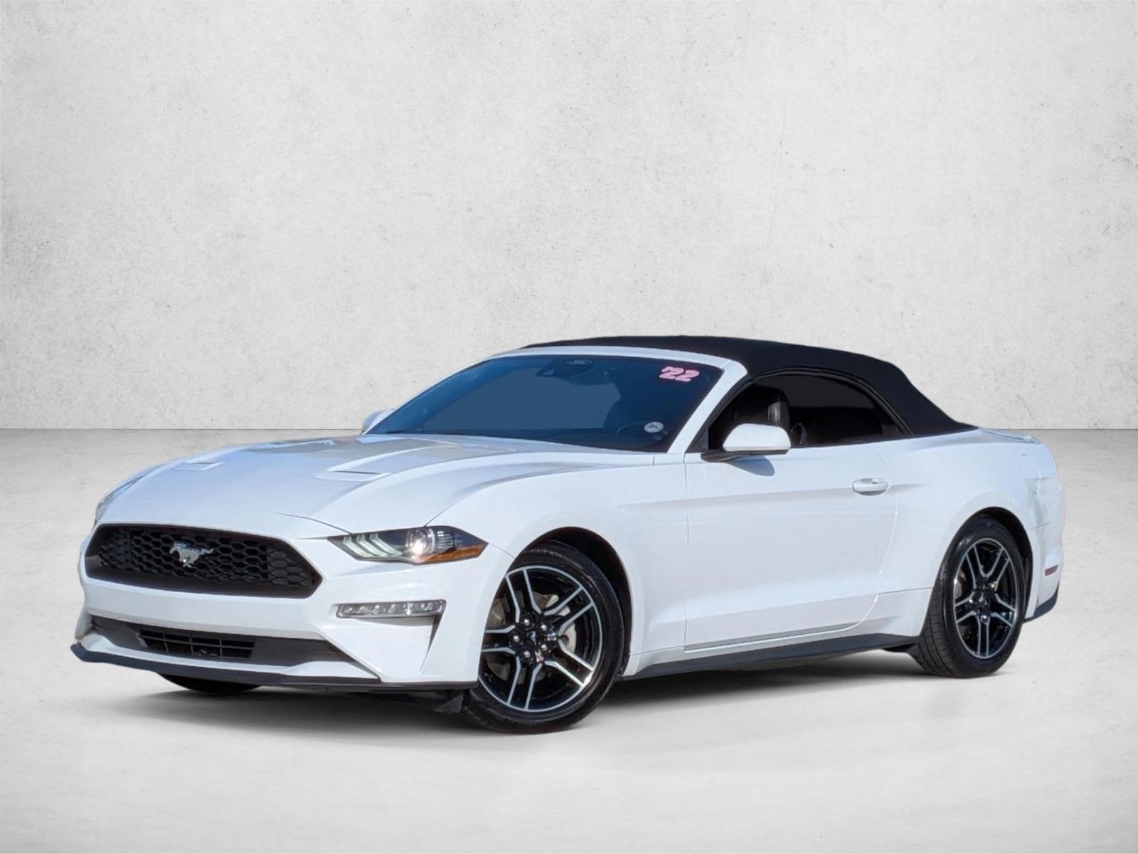 2022 Ford Mustang EcoBoost's photo