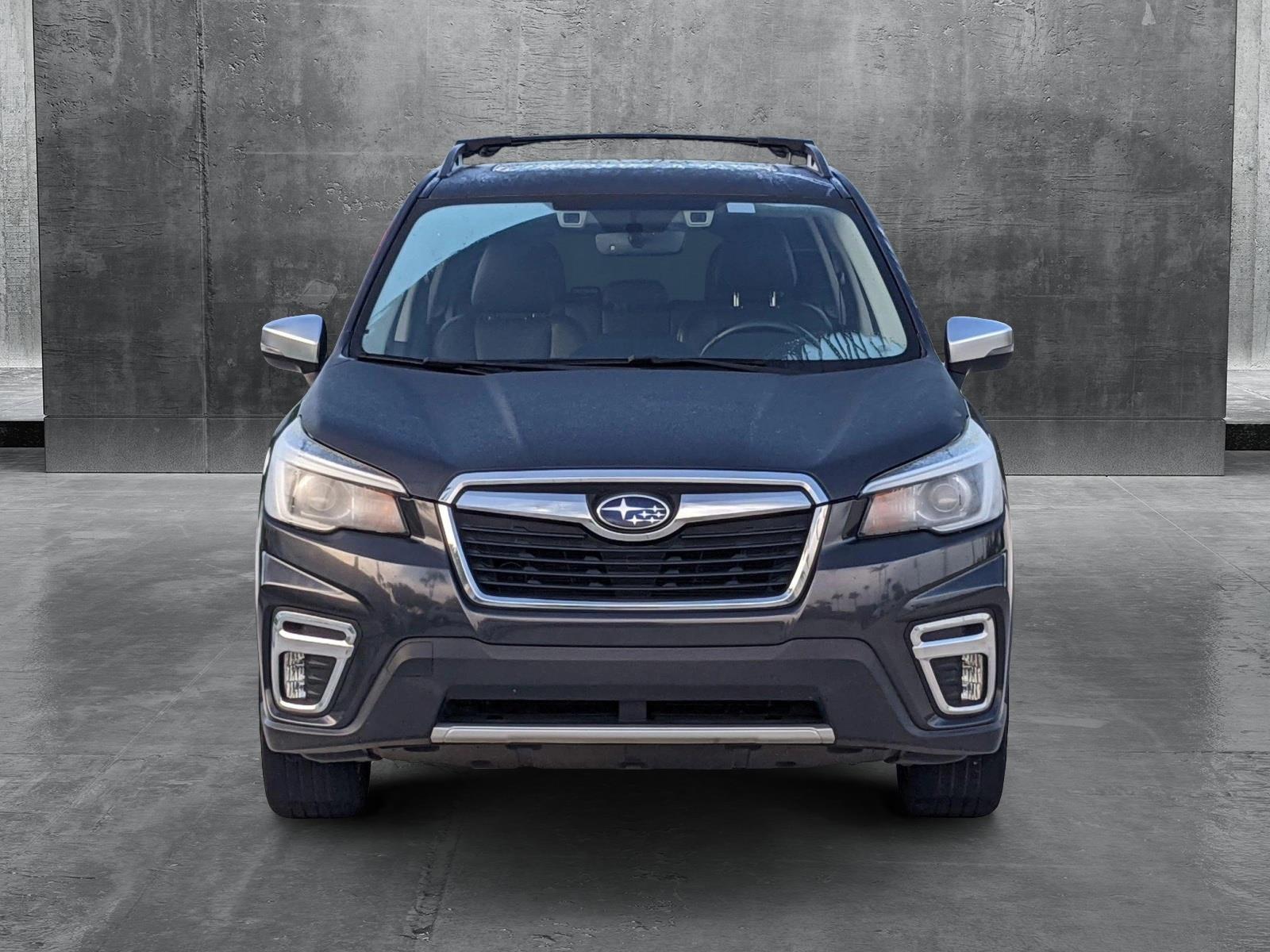 2019 Subaru Forester Touring photo 2