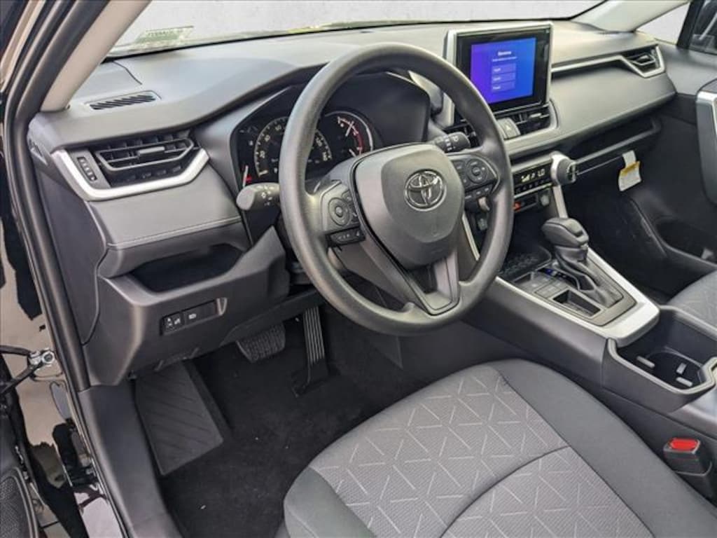 Used 2025 Toyota RAV4 XLE SUV