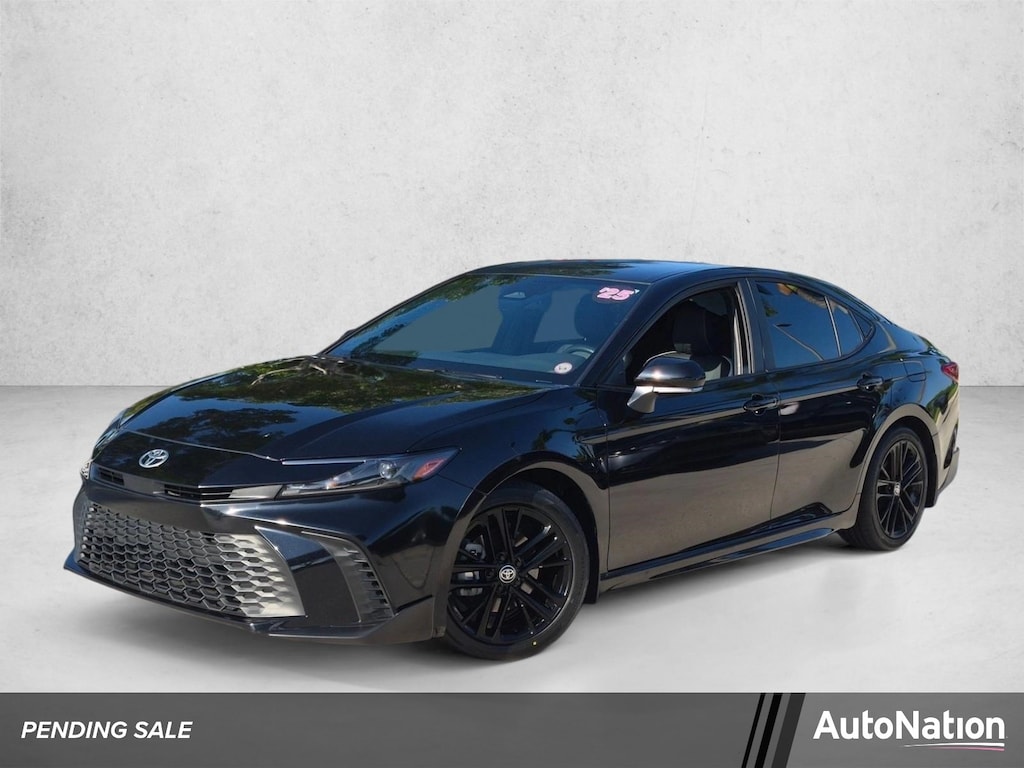 Certified 2025 Toyota Camry SE Sedan