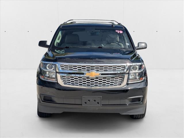 2019 Chevrolet Tahoe LT photo 2
