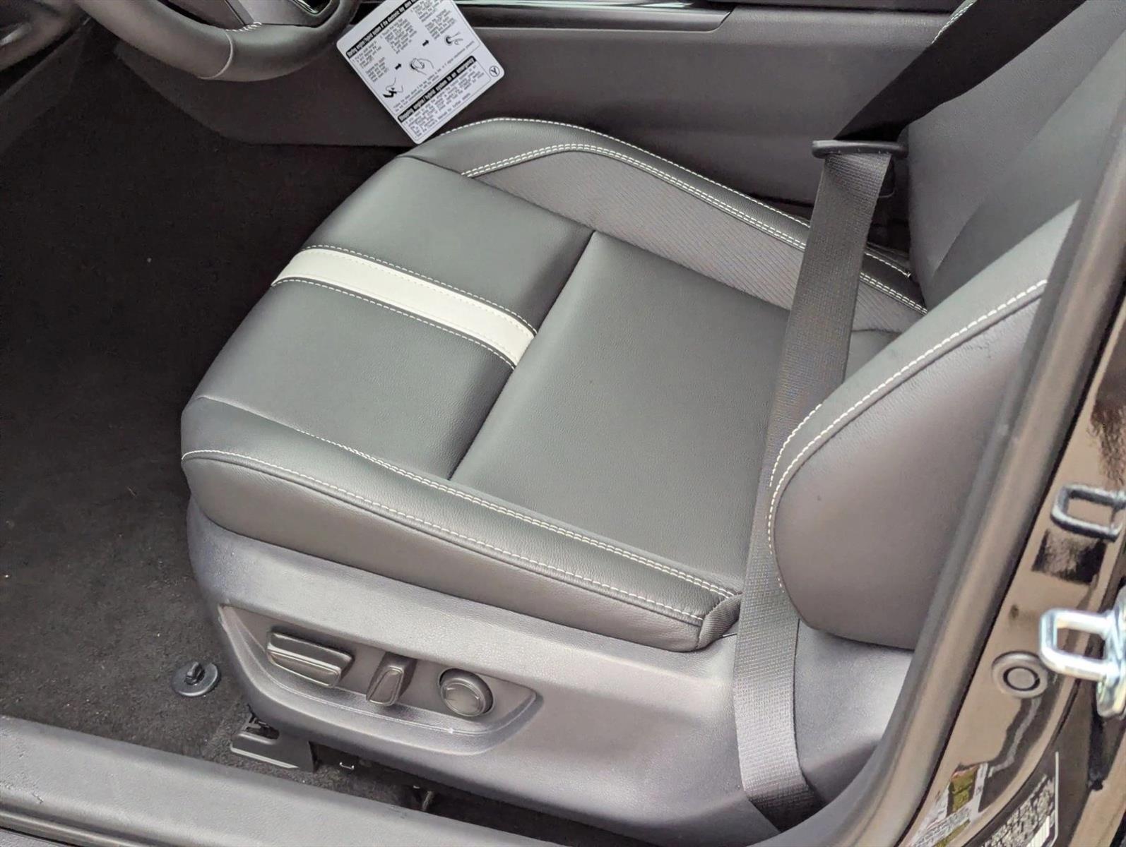 Used 2026 Toyota Camry SE Sedan