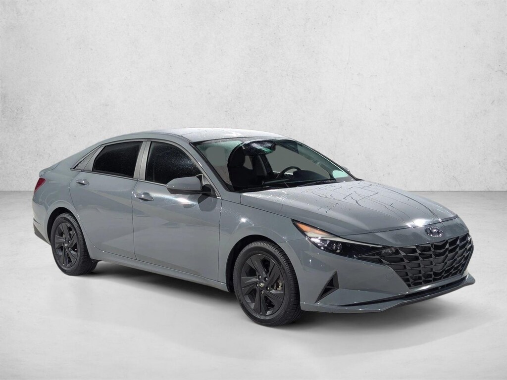 Used 2023 Hyundai Elantra SEL Sedan