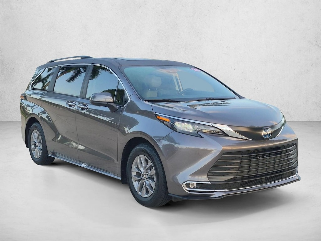 Certified 2024 Toyota Sienna XLE 8 Passenger Van Passenger Van