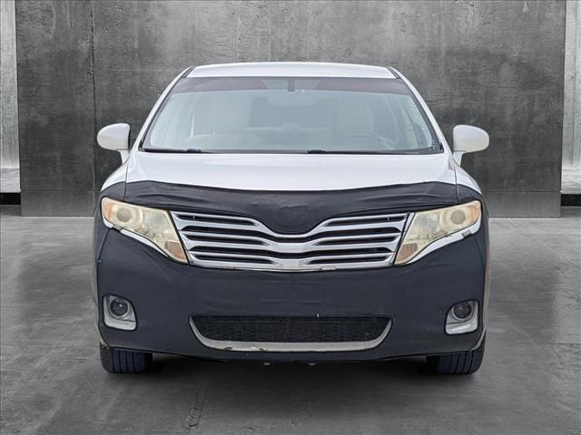 2010 Toyota Venza Base photo 2