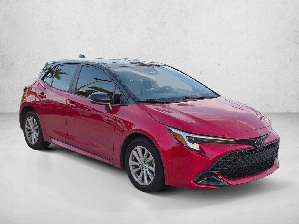 Used 2024 Toyota Corolla Hatchback SE Hatchback