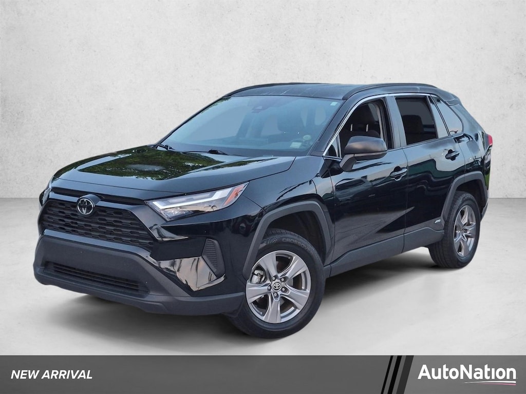 Used 2025 Toyota RAV4 Hybrid LE SUV
