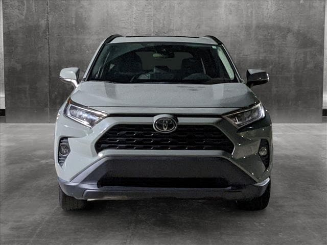 Used 2019 Toyota RAV4 XLE with VIN 2T3W1RFV7KW008951 for sale in Davie, FL