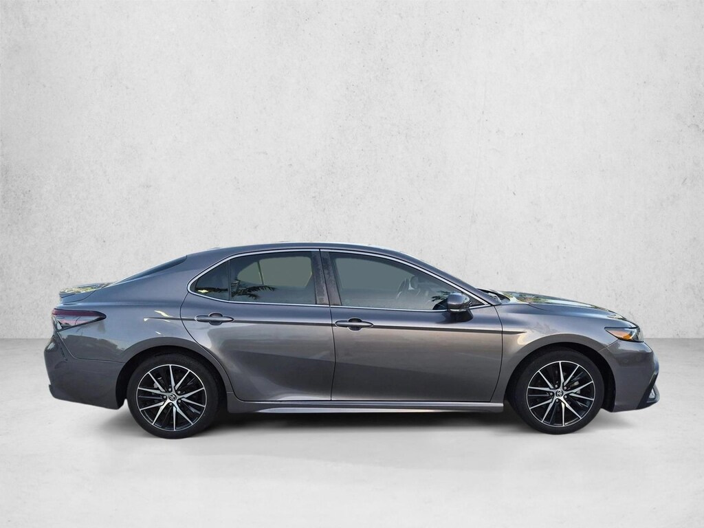 Used 2023 Toyota Camry SE Sedan