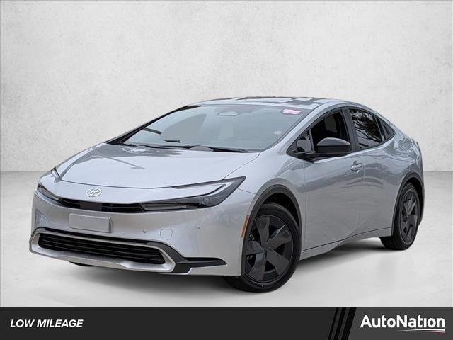 2026 Toyota Prius Plug-in Hybrid SE