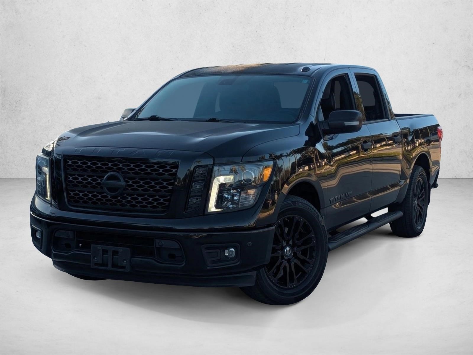 2019 Nissan Titan SL
