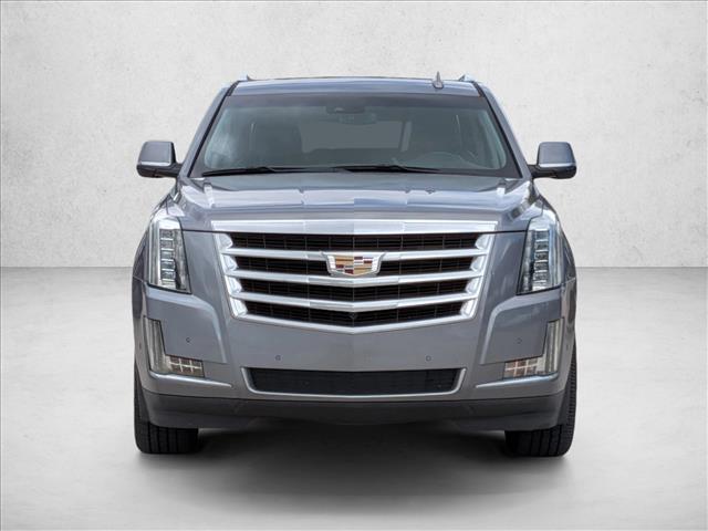 2019 Cadillac Escalade ESV Luxury photo 2