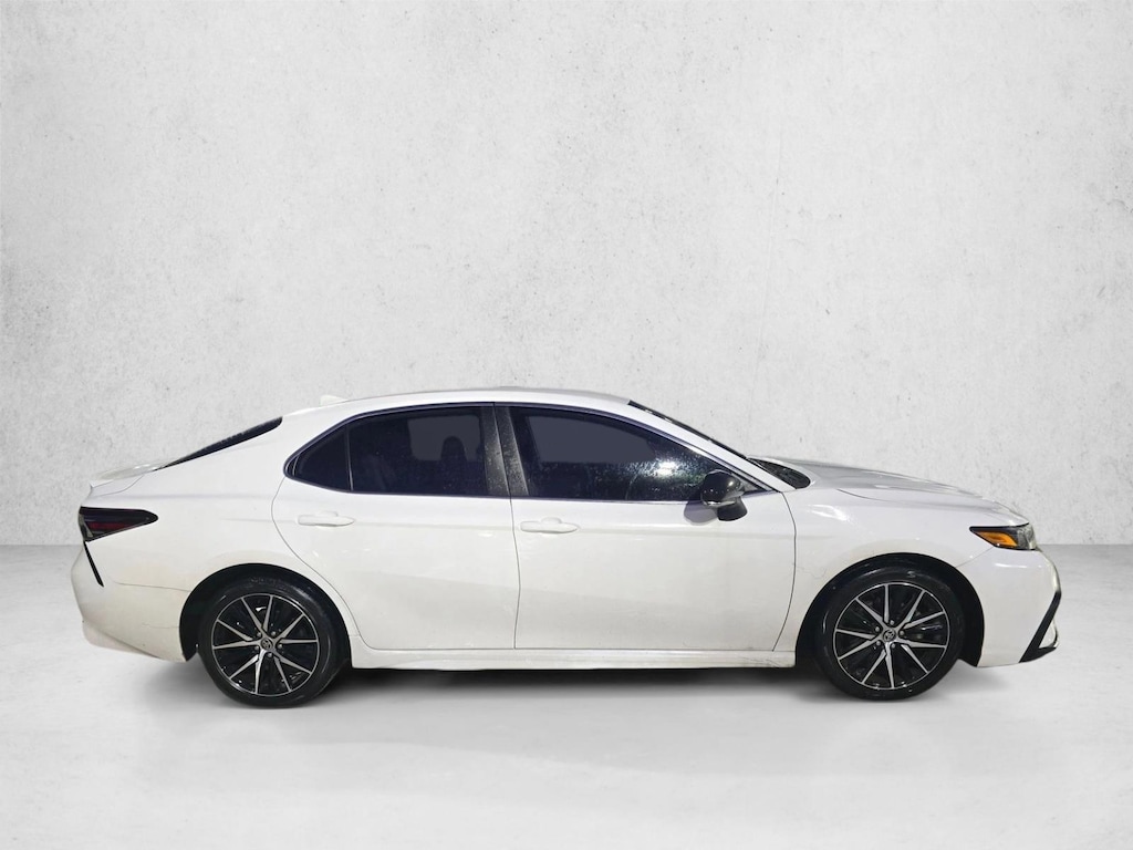 Used 2023 Toyota Camry SE Sedan