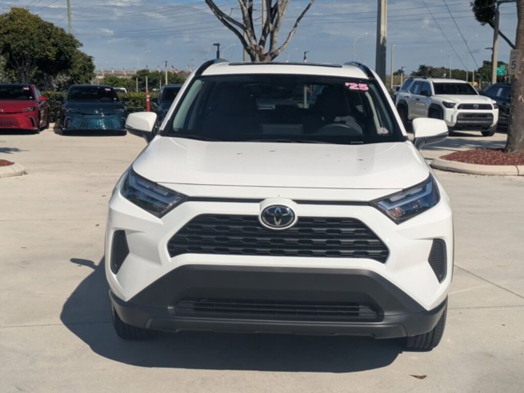 Used 2025 Toyota RAV4 XLE SUV