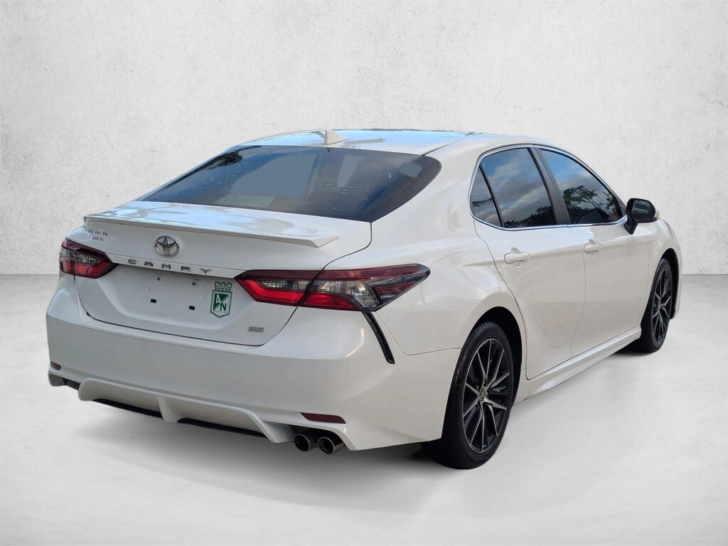 Used 2022 Toyota Camry SE Sedan