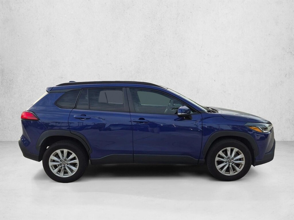 Used 2022 Toyota Corolla Cross LE SUV