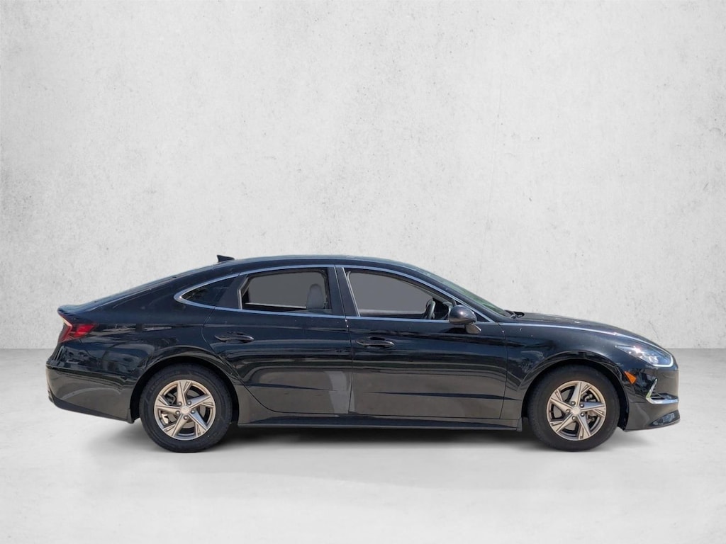 Used 2022 Hyundai Sonata SE Sedan