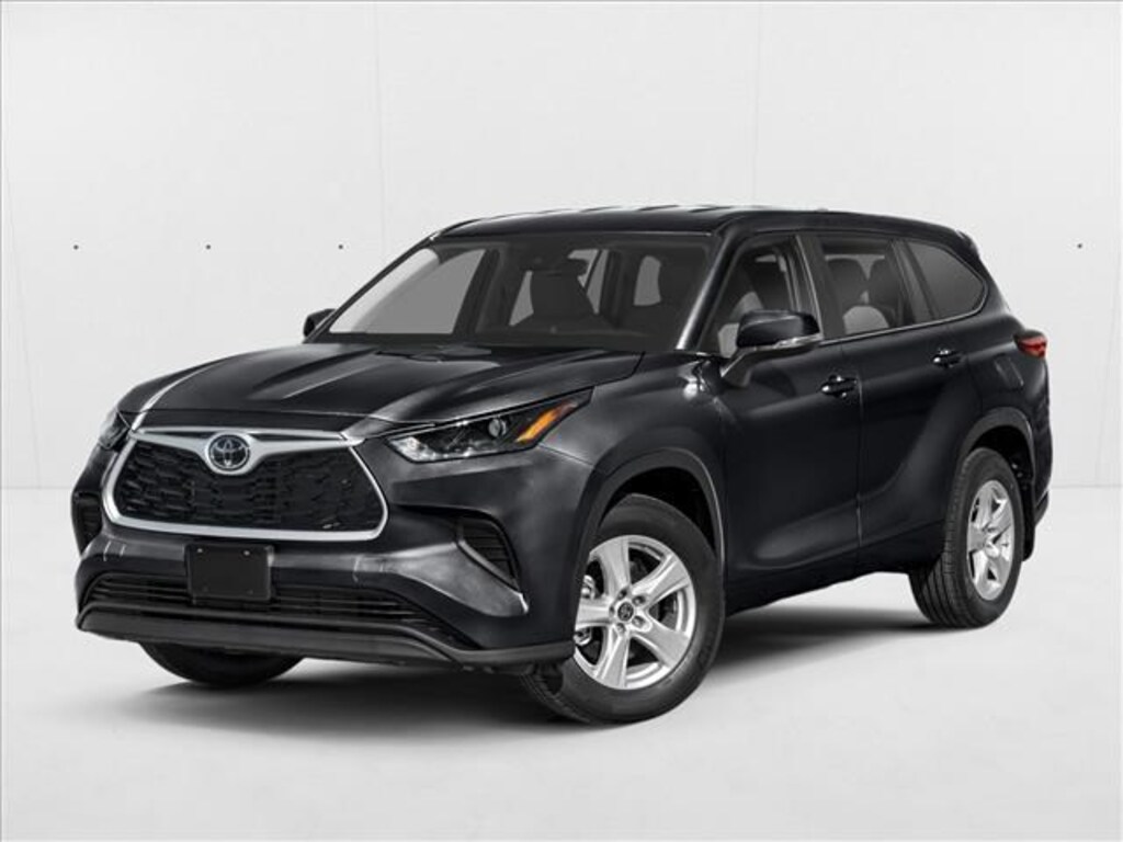 Used 2024 Toyota Highlander LE SUV