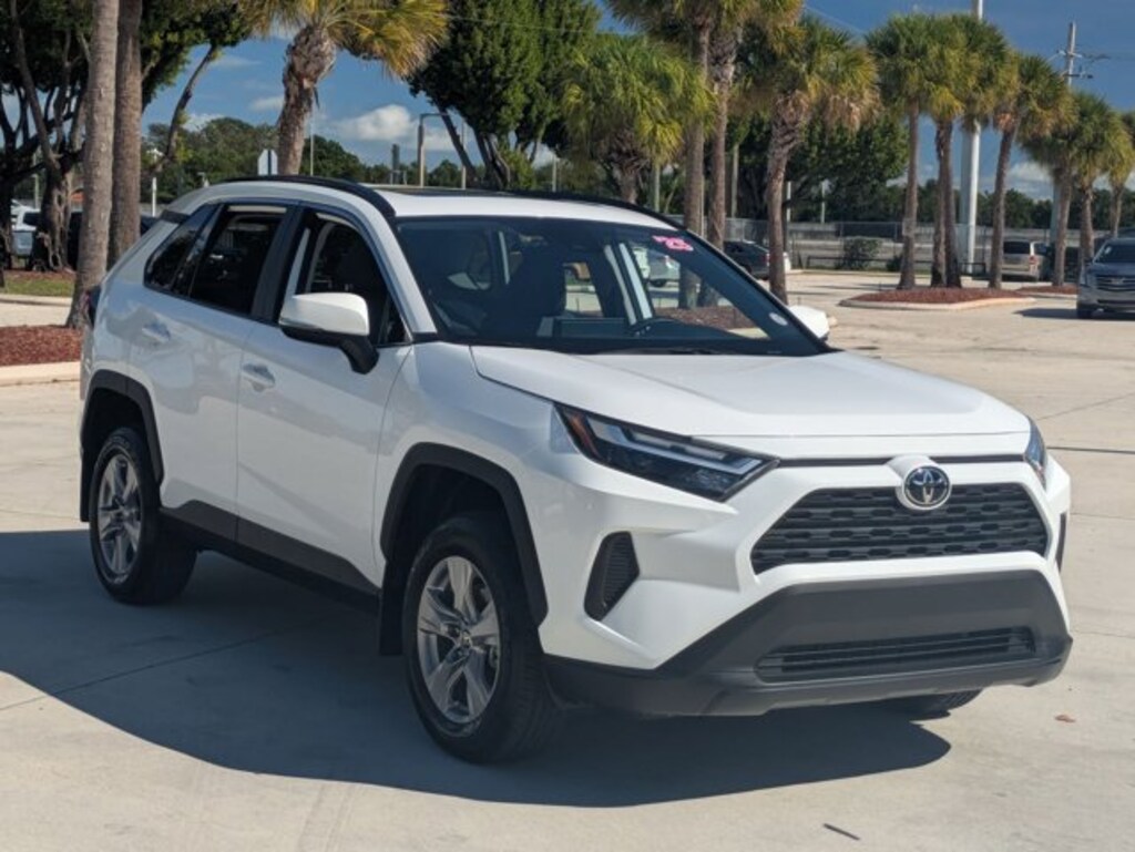Used 2025 Toyota RAV4 XLE SUV