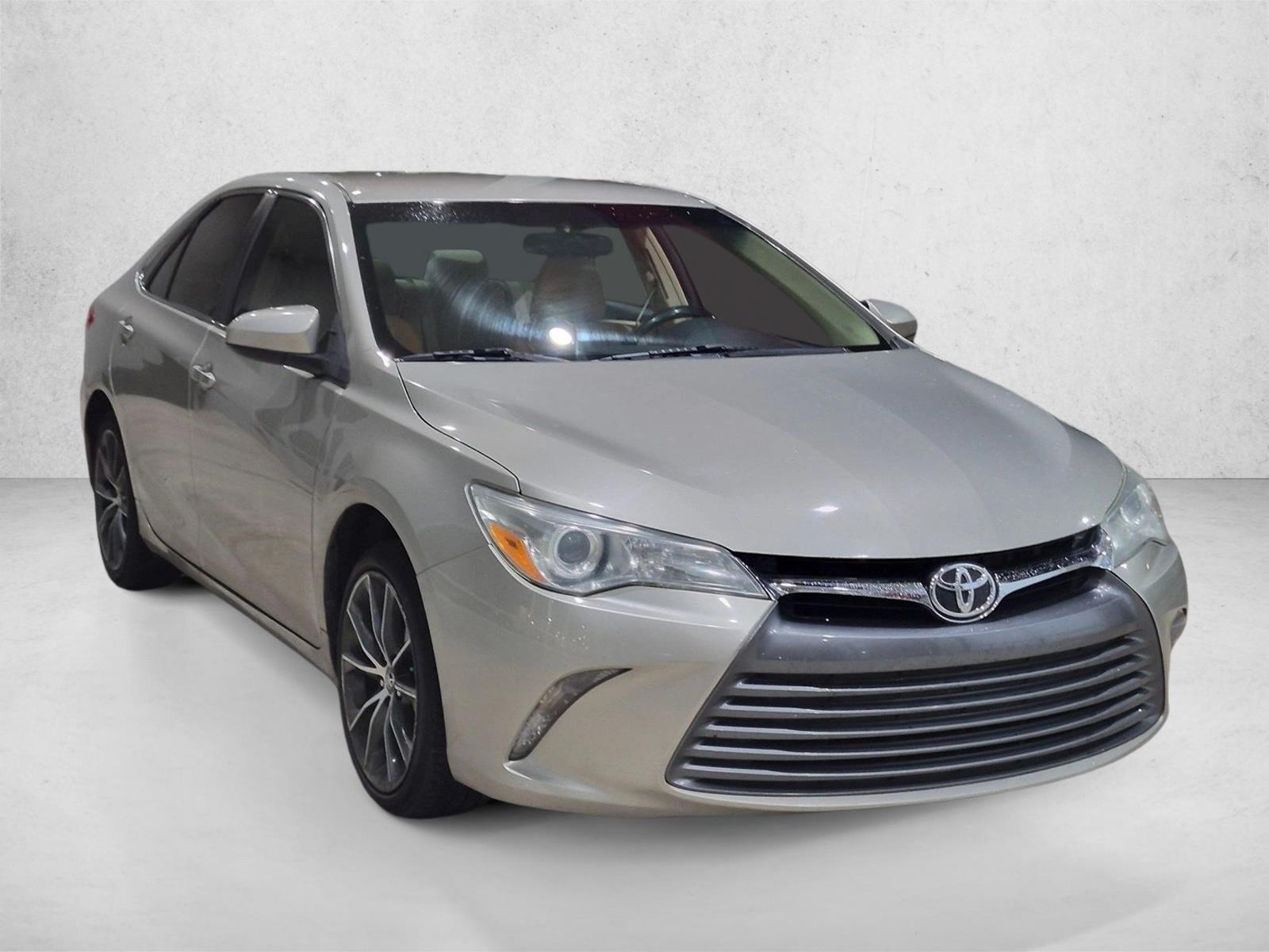 Used 2015 Toyota Camry LE Sedan