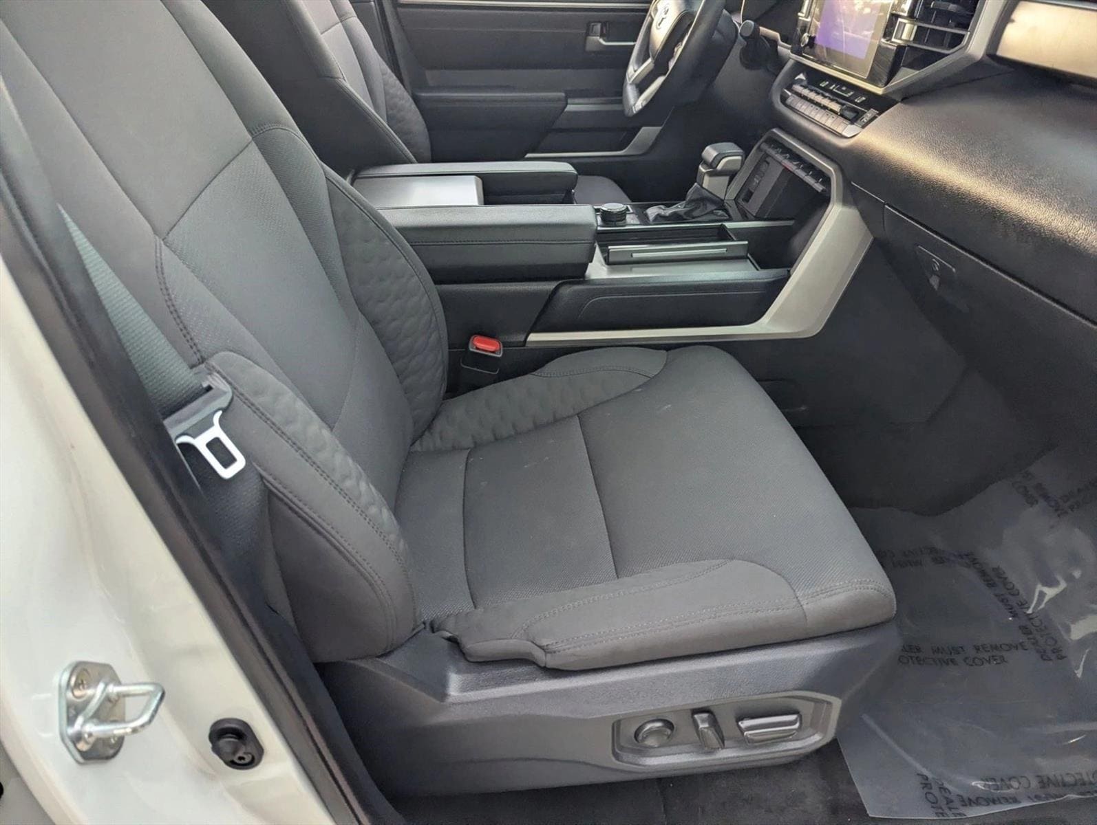 2025 Toyota Sequoia SR5 - Photo 21