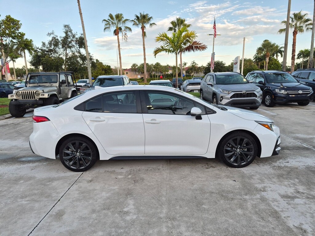 Used 2024 Toyota Corolla SE Sedan