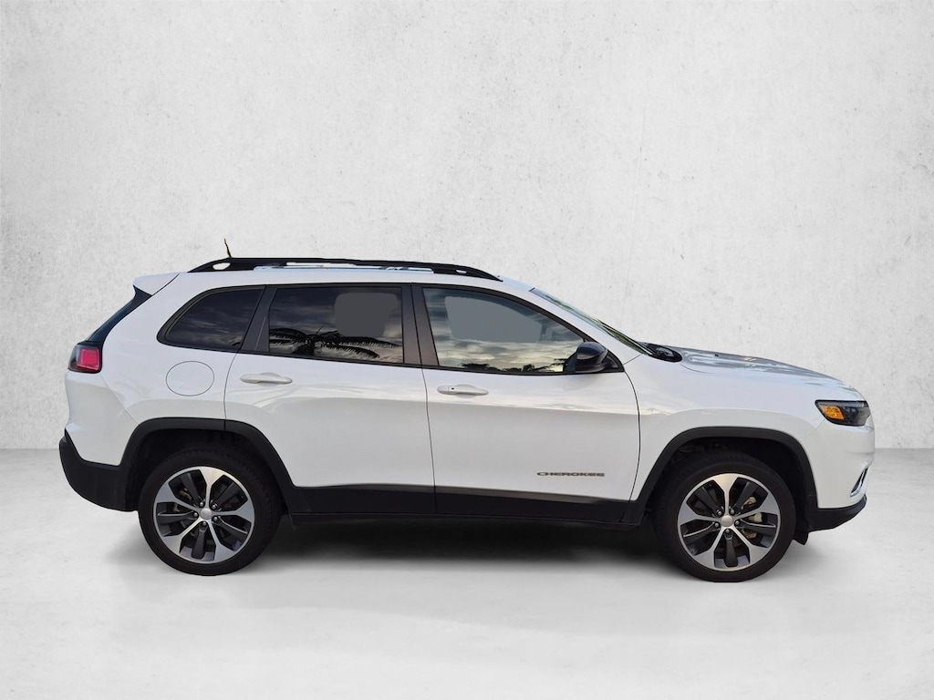 Used 2022 Jeep Cherokee Limited SUV