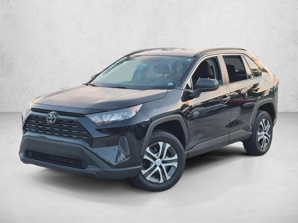 Used 2021 Toyota RAV4 LE SUV