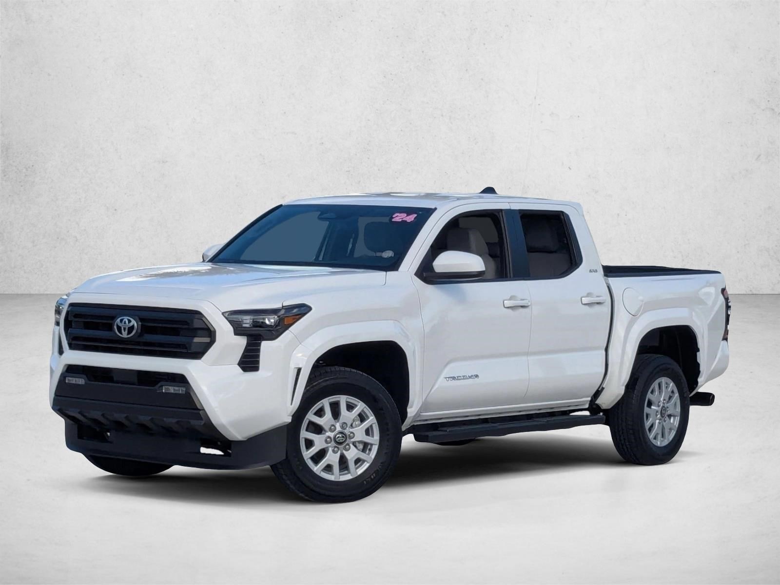 2024 Toyota Tacoma SR5's photo
