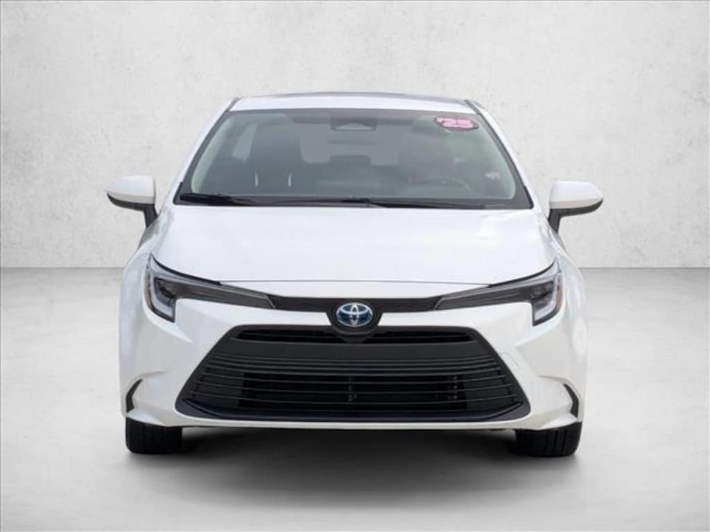 Used 2025 Toyota Corolla Hybrid LE Sedan