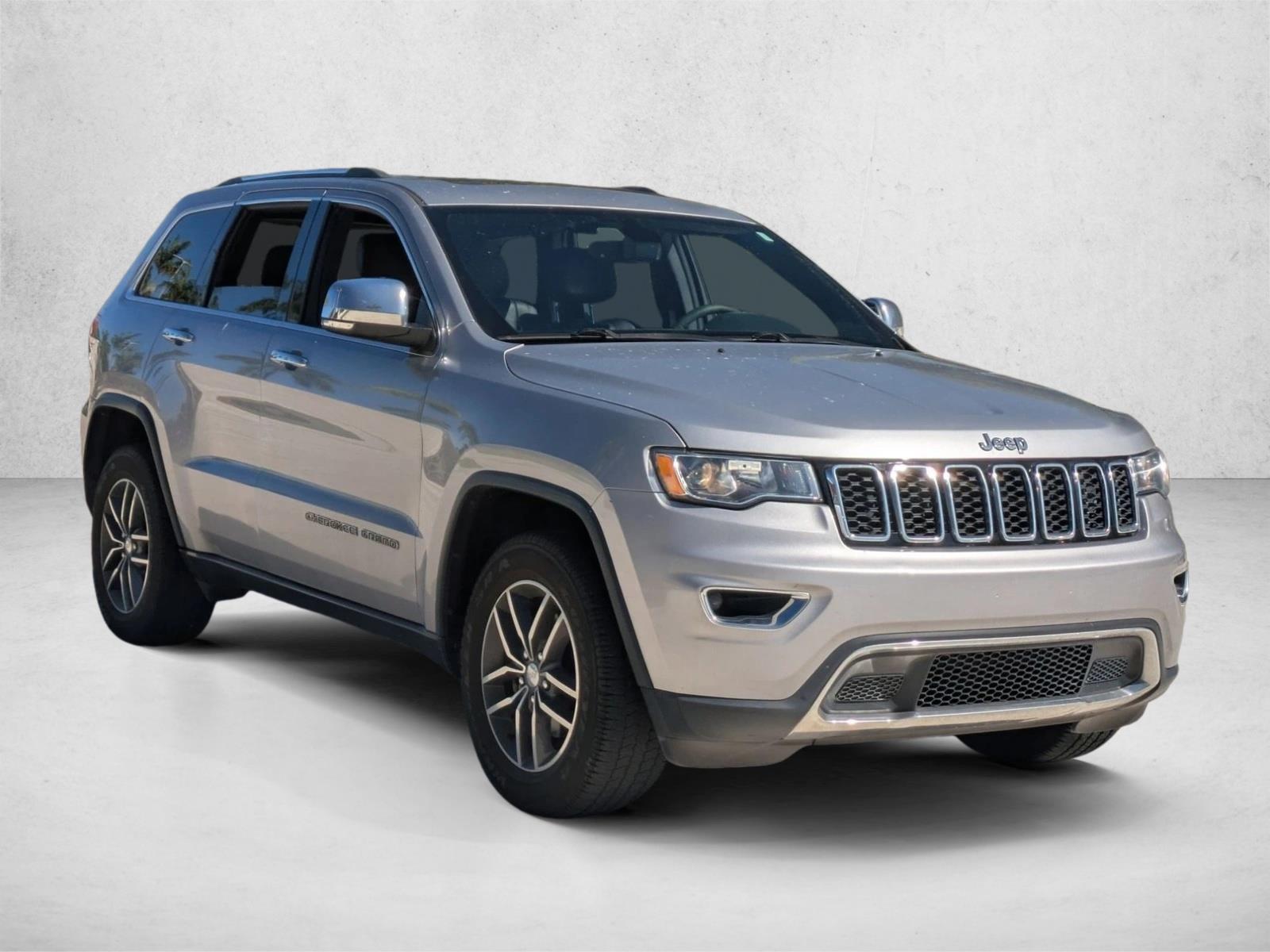 2018 Jeep Grand Cherokee Limited photo 2