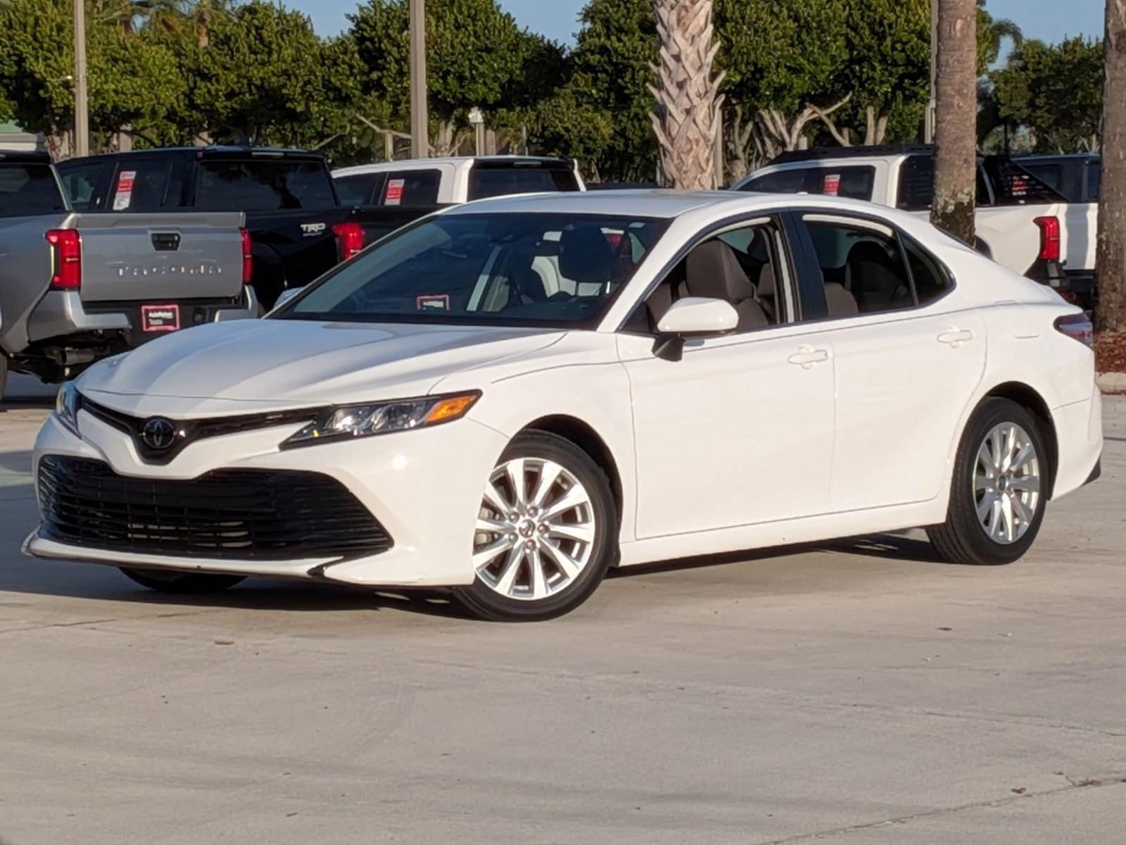 2020 Toyota Camry LE