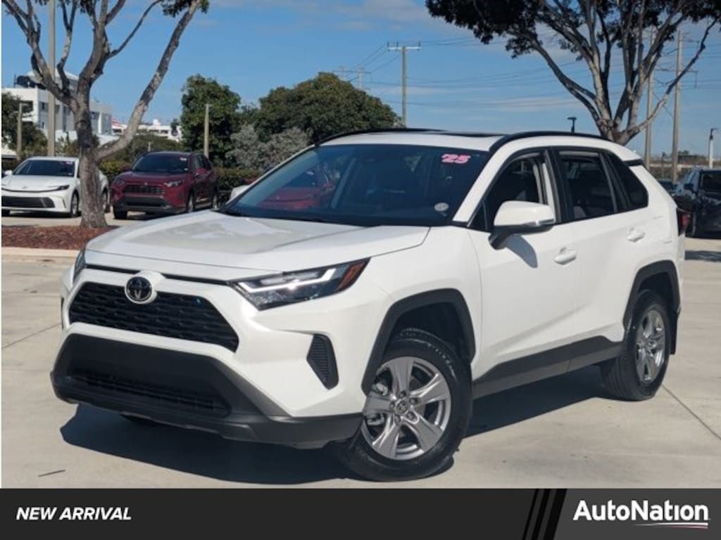 Used 2025 Toyota RAV4 XLE SUV