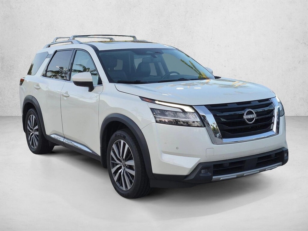 Used 2022 Nissan Pathfinder Platinum SUV