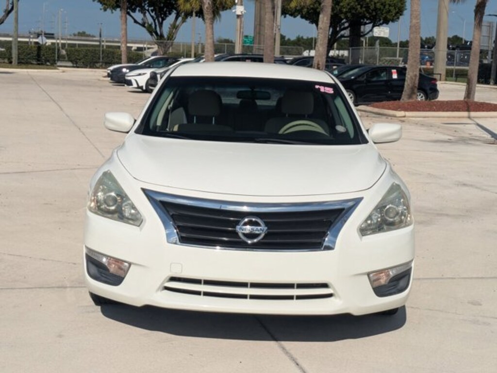 Used 2015 Nissan Altima 2.5 S Sedan