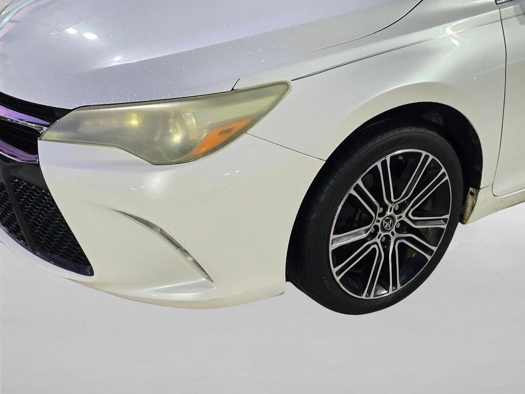 Used 2016 Toyota Camry SE w/Special Edition Pkg Sedan