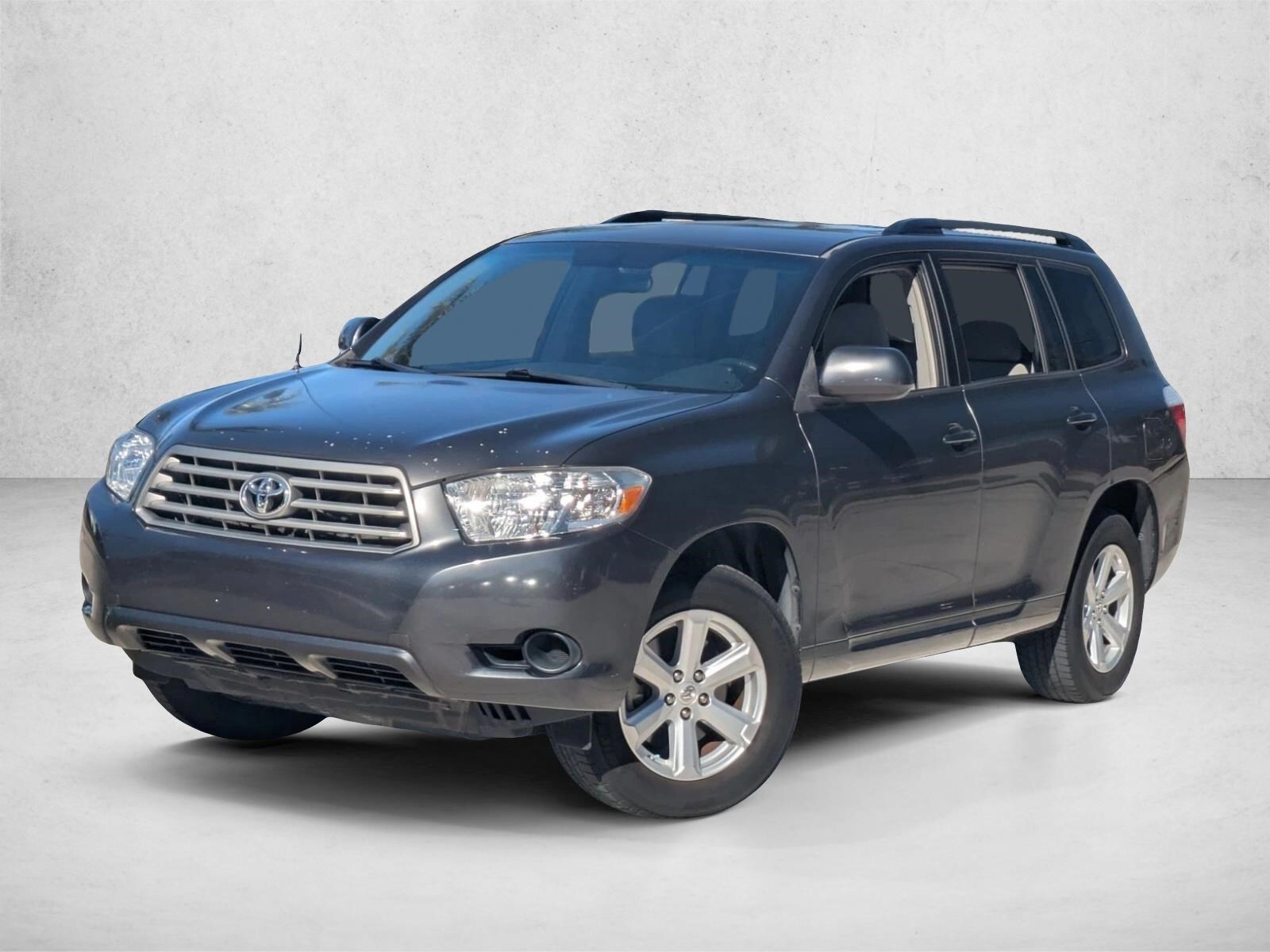 2010 Toyota Highlander Base's photo