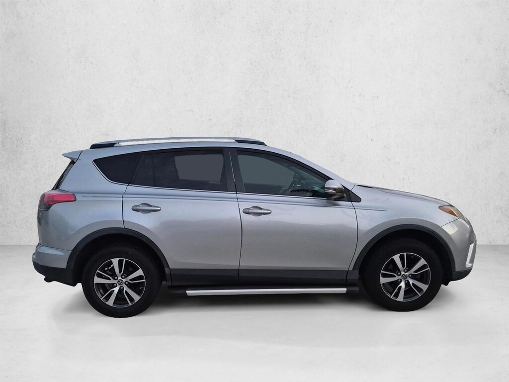 Used 2018 Toyota RAV4 XLE SUV