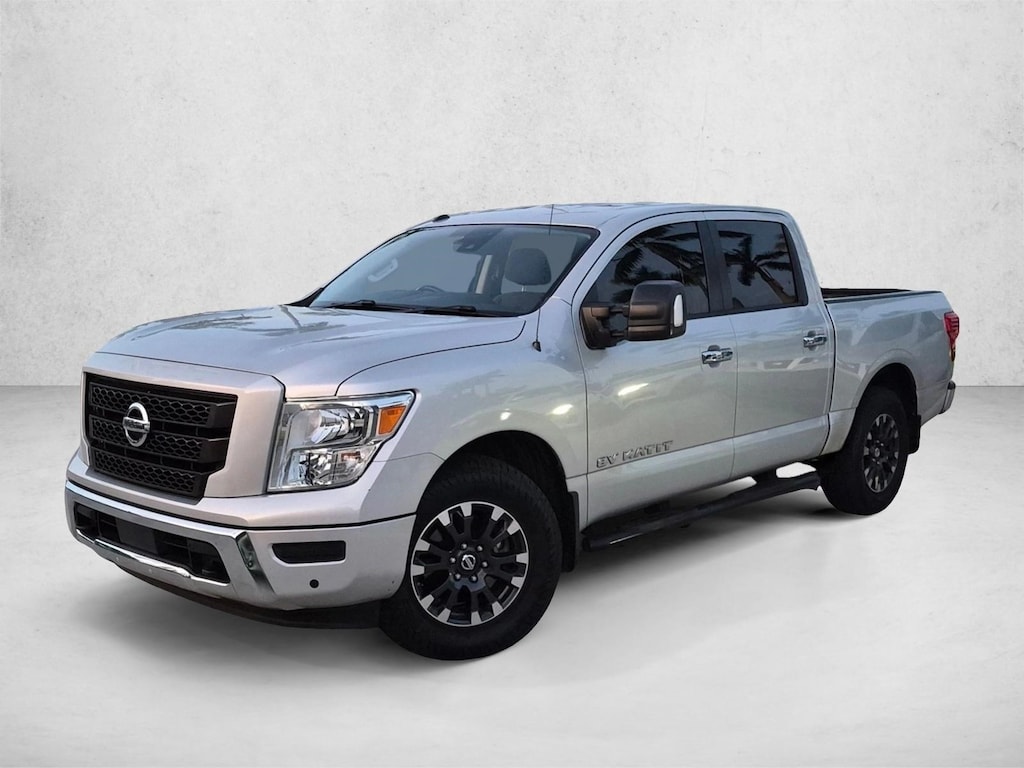 Used 2020 Nissan Titan SV Truck Crew Cab
