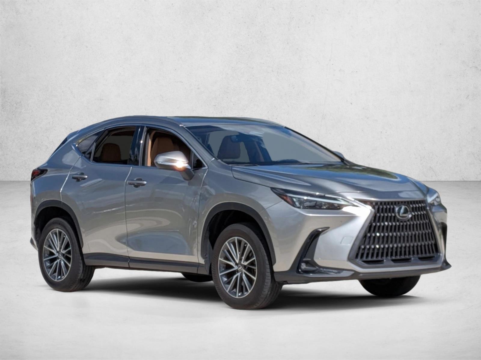 2023 Lexus NX 250 photo 3