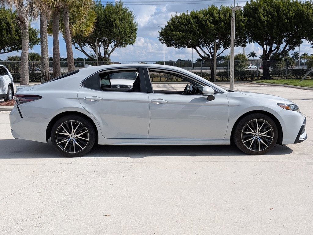 Certified 2022 Toyota Camry SE Sedan