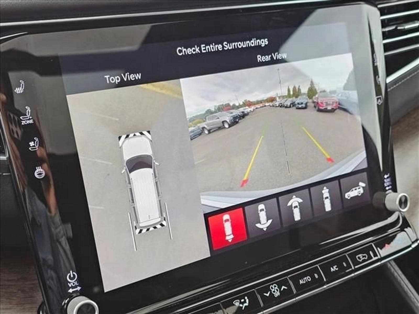 2023 Jeep Grand Wagoneer Series I - Photo 24