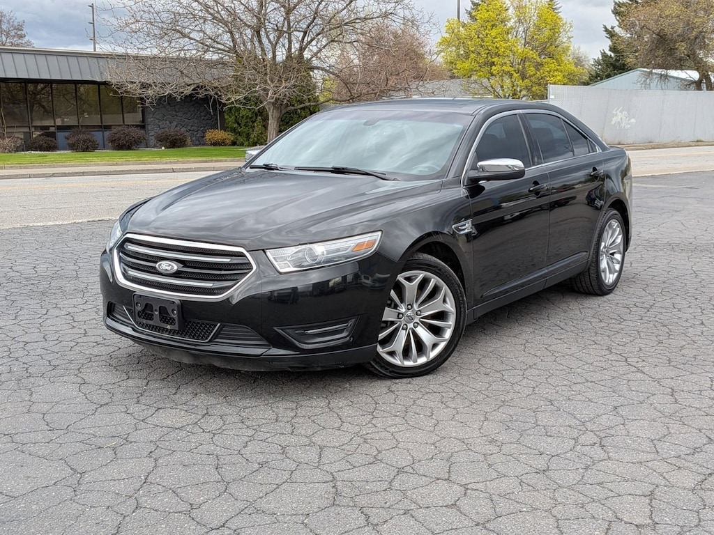 Used 2013 Ford Taurus Limited Sedan